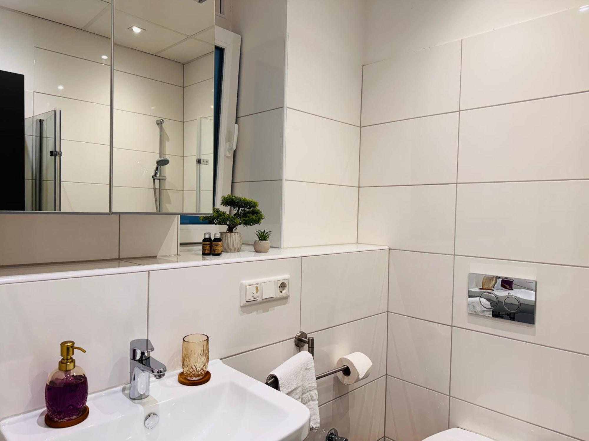 Klassen Stay - Designer Altbau Apartment Mit 2 Zimmer - Naehe Zentrum Und Rhein Coblenza Exterior foto